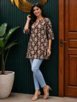 TUNIC - Image 2